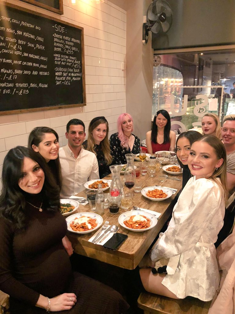 Christmas meal with my blogging babes is always fun! Love you all! <a href="/Sugo_Pasta/">Pasta Al Sugo</a>