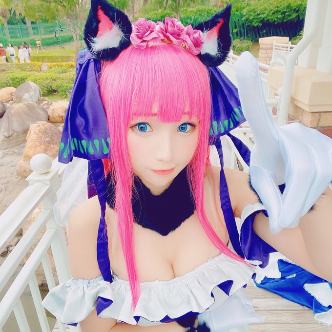 Twitterのコスプレ画像2