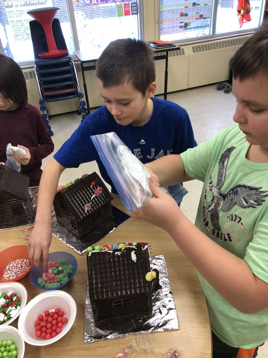 OspreyCentralVP's tweet photo. Our incredible Mrs Francois made chocolate houses for the kids to decorate! Only fun times in Social Skills!! Thank you Francois you are brilliant #chocolatehouses #SoGrateful #festivecheer @SteeleStreetPS @SteeleStreetVP @SCDSB_Schools @hannah_francois https://t.co/5xQnXNpFHX