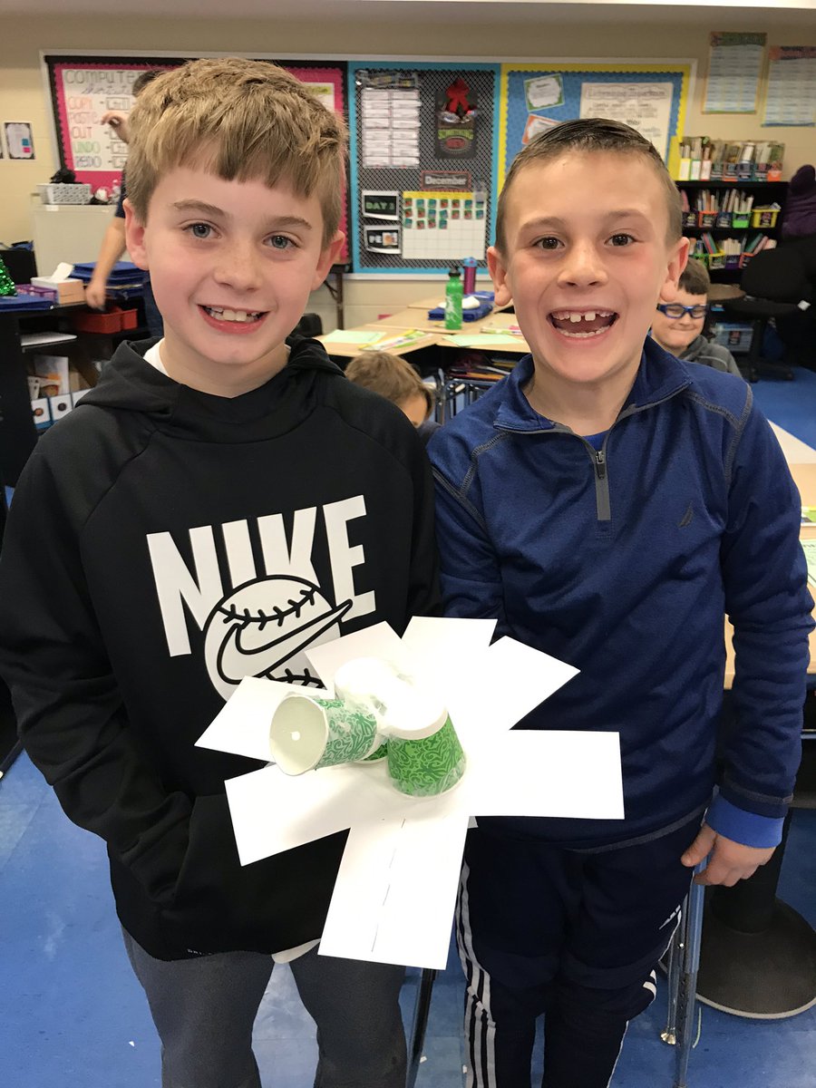 hancockc513's tweet photo. Saving Santa w/ parachutes... these kiddos tried, worked together, developed plans, and made a good attempt to save Santa 🎅🏻 #maybenextchristmas @FawnArea #fawnarearocks https://t.co/Uej6bneKVx