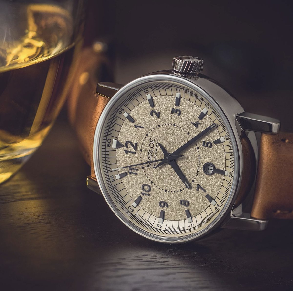 Are you gearing up for an adventurous 2020? The Haskell Sand is the perfect adventure buddy - although it's equally at home by the fireside with a wee dram. Discover it today.
.
marloewatchcompany.com/collections/ha…