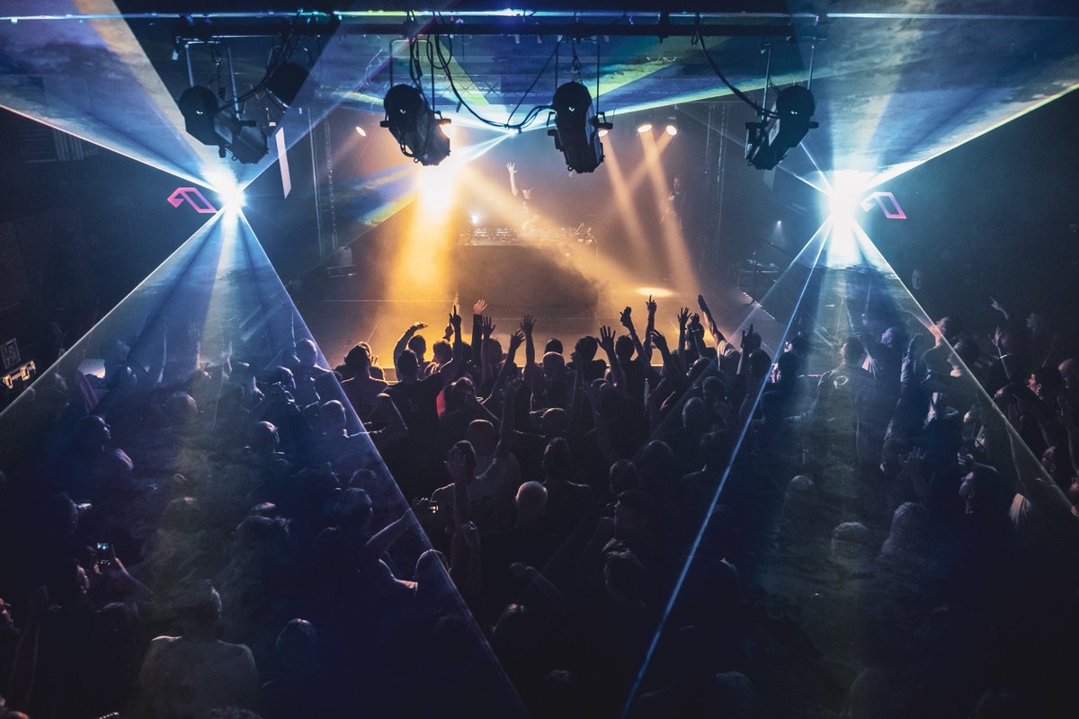 DJonnyBluestone's tweet image. It’s been a while since I last joined my bro at one of his gigs...Looking forward to Friday @iBluestone 🥳 #ilanbluestone #anjunafamily #brighton #trance