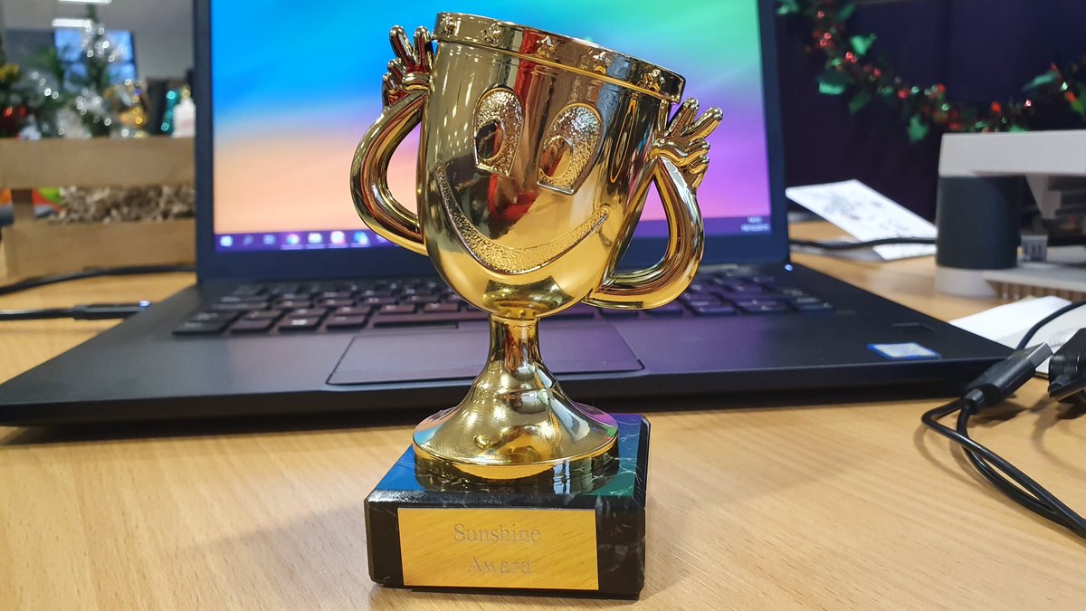 NatalieMR_Saba's tweet photo. 2019 Award Winner! Sunshine Award, for bringin smiles and sunshine to the office. How lovely. As voted for by my fellow employees #WorkLikeYou #Saba #Sunshine https://t.co/NfQt0iL0y8