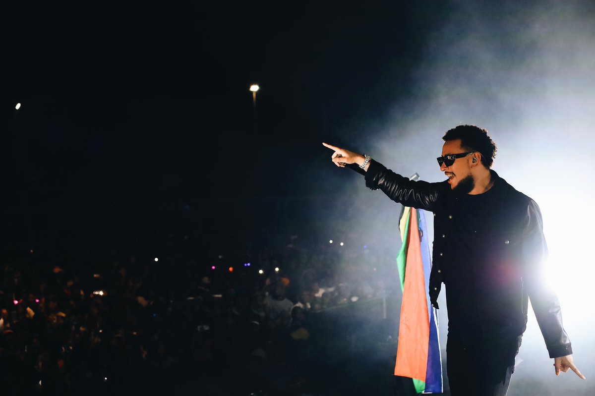 tonnygerald's tweet photo. I think comparing @casspernyovest &amp; @akaworldwide is like comparing Ronaldo &amp; Messi. Both 🐐🐐 🇿🇦. (My personal view) https://t.co/WSNMnLVFfs