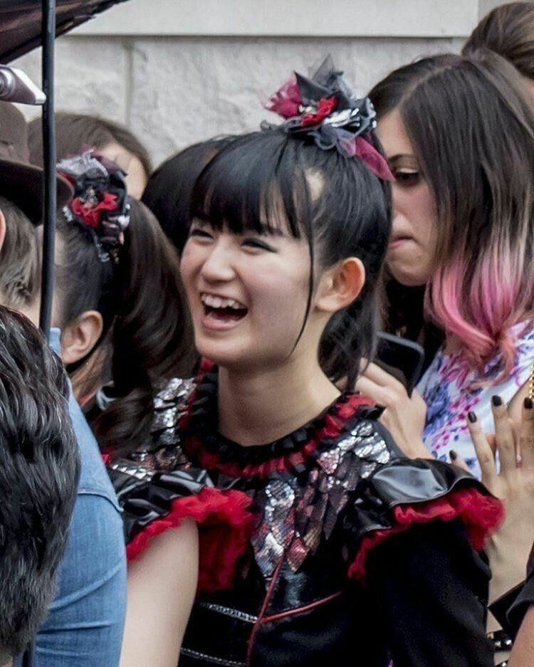 中元すず香 中元すず香