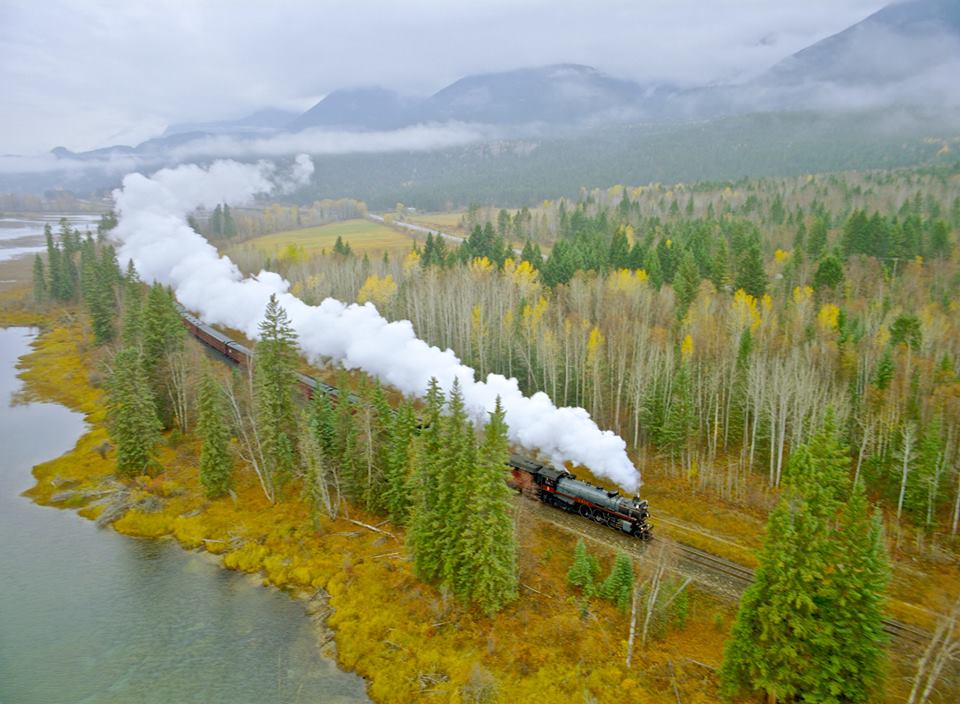 CincyMuseum's tweet photo. Plunge onward into the Canadian Rockies on Rocky Mountain Express! With spectacular OMNIMAX® aerial cinematography experience the story of how this nearly impossible railroad was built in this gorgeous, yet perilous terrain. Limited time only! https://t.co/09DlBio4pd https://t.co/OeJfeD7hKT