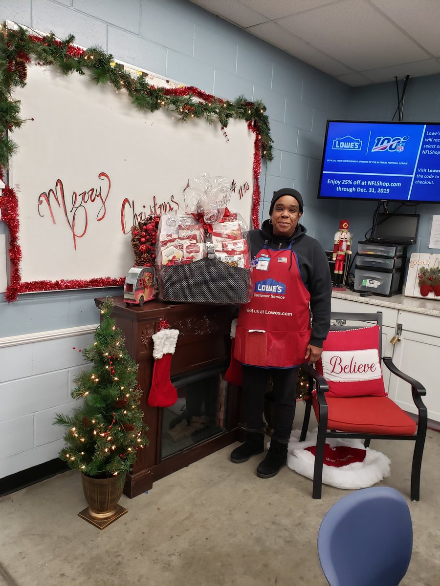 R30Sasm's tweet photo. After the #specialtyspotlight we had some holiday fun at #lowes1192. Played a round of LCR to raffle off a holiday gift basket. Just a small token of #appreciation for all the hard work our #SpecialtyTeam puts forth throughout the year. Kay was the happy winner! #tweetusr30 https://t.co/zxbW0o0Aeo