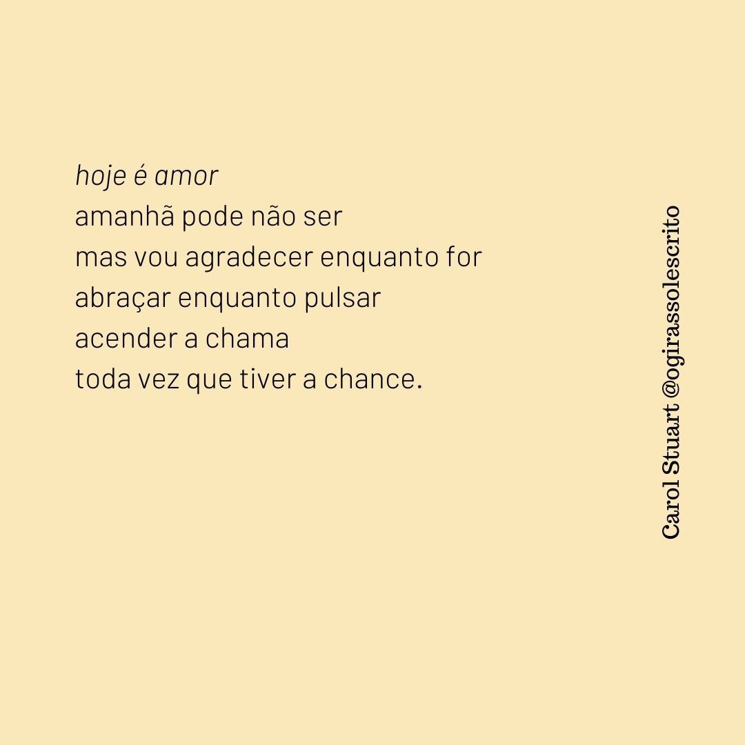 girassolescrito's tweet photo. o tempo para se apaixonar é o de um cigarro
seis minutos inteiros
(essa história é sobre você)
e as suas mãos macias as costas largas a marca de nascença vermelha no pescoço o gosto do beijo o toque certeiro
a voz
que hoje disse que me ama https://t.co/iHu2wcQKGu