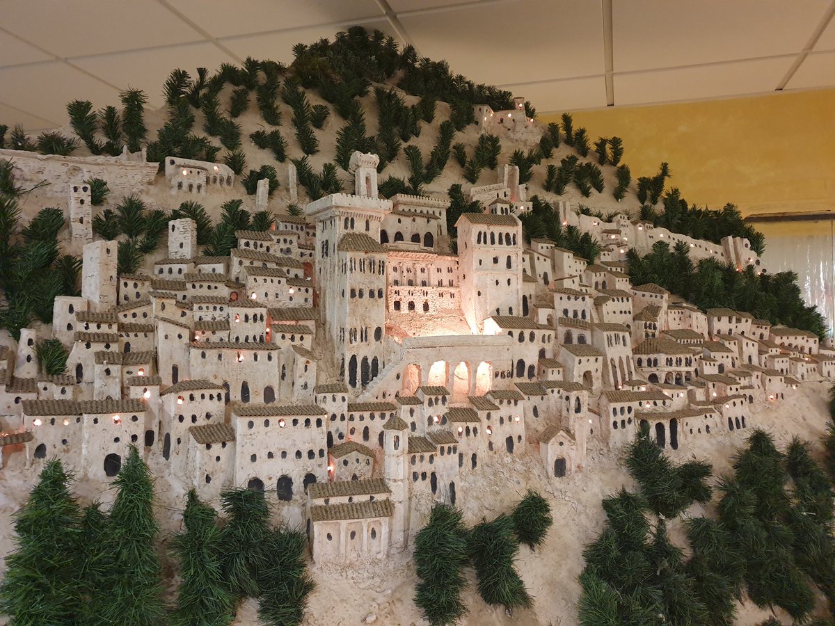 mario mariano (@mimar2000) on Twitter photo Il presepe di #Budino vive <a href="/ospedaleperugia/">Ospedale di Perugia</a> questa volta alle spalle della capanna si staglia un paesaggio umbro di rara bellezza #Gubbio
ospedale.perugia.it/notizie/il-pre… <a href="/lcolda/">Luigi Coldagelli</a> <a href="/ilaberna/">Ilaria Bernardini</a> <a href="/SPanzolini/">Simona Panzolini</a> <a href="/DurantiLorenzo/">Lorenzo Duranti</a> <a href="/ildottormea/">Mattia Meattelli</a> <a href="/micastrichini/">Mirella Castrichini</a> Il presepe di #Budino vive <a href="/ospedaleperugia/">Ospedale di Perugia</a> questa volta alle spalle della capanna si staglia un paesaggio umbro di rara bellezza #Gubbio
ospedale.perugia.it/notizie/il-pre… <a href="/lcolda/">Luigi Coldagelli</a> <a href="/ilaberna/">Ilaria Bernardini</a> <a href="/SPanzolini/">Simona Panzolini</a> <a href="/DurantiLorenzo/">Lorenzo Duranti</a> <a href="/ildottormea/">Mattia Meattelli</a> <a href="/micastrichini/">Mirella Castrichini</a>