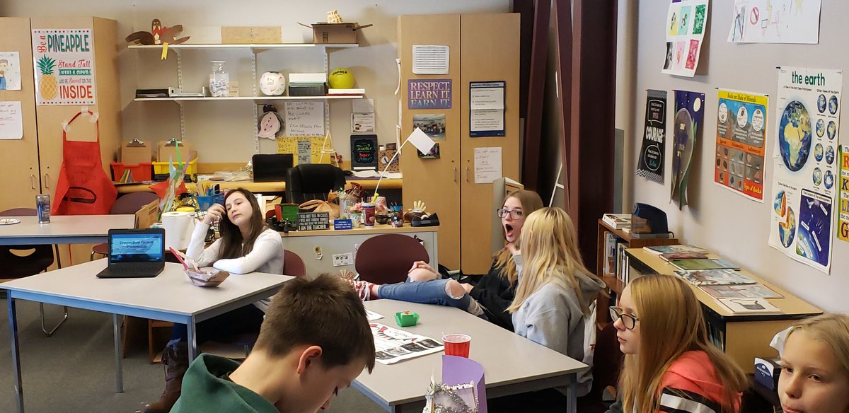HillcatHDMS's tweet photo. Gallery walks in Mr. Ellis' class!#HDMSPride https://t.co/ecEi6wiBjb