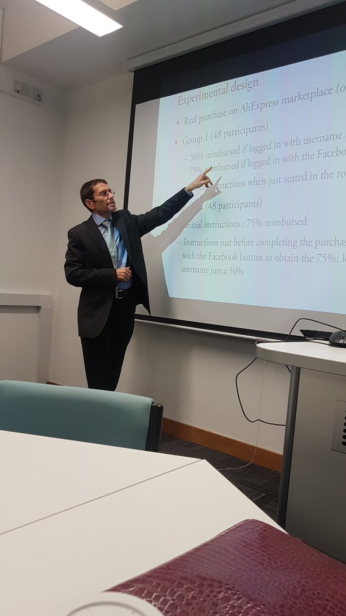 NinsoRIG's tweet photo. José Luiz Gomez Barroso from @UNEDMadrid presenting the results of his experiment on the disclosure of personal data now at @NinsoRIG https://t.co/ayrsC1fFWa