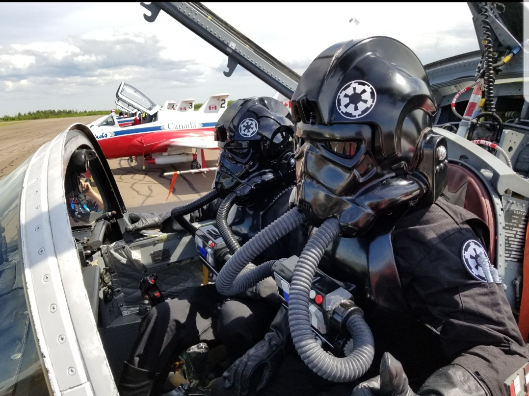 CT-115  imperial  da RCAF - https://twitter.com/AirShowAtlantic