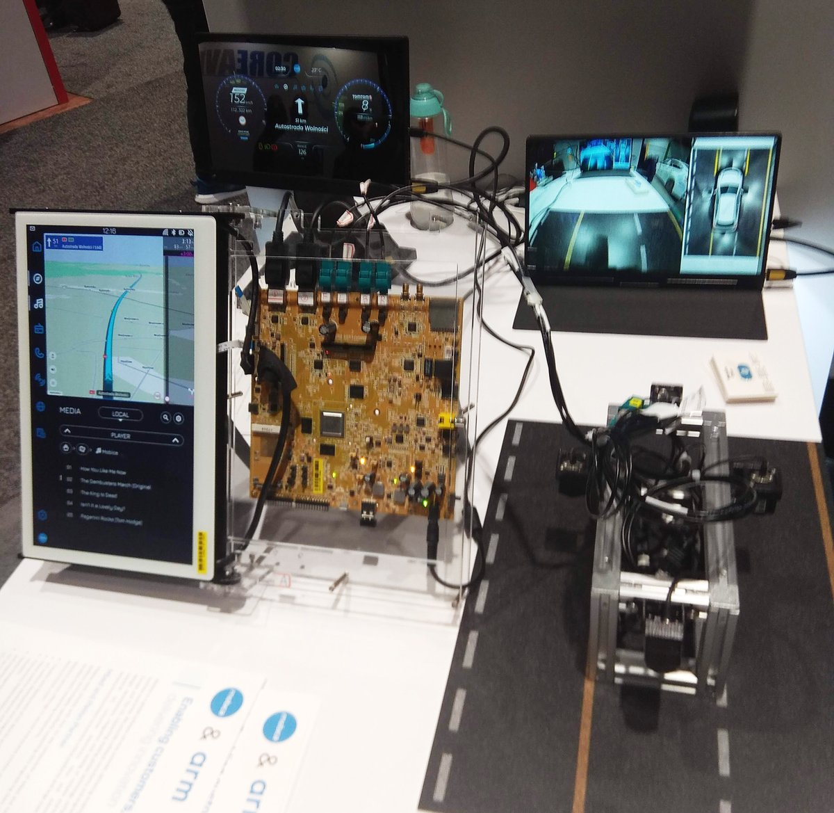 _Mobica's tweet image. #ThrowbackThursday moment - Back to when we exhibited our integrated Digital Cockpit demonstration at #ArmTechCon in San Jose. 

Click here to read more: bit.ly/2Q4oVCr

#automotive #technews #digitalcockpit #automotivenews #tbthursday