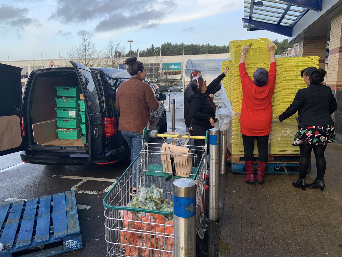KCNJohnson's tweet photo. 250 chickens...
250 Christmas puddings
250 quality streets
250 crackers... the list goes on!
THANK YOU TO @Sa1solutions @budgetcarpets_1 @DaiCarpets @VodafoneUKBiz @PeterLynnPtnrs rt al.
Your donations took us over £6k mark
WE DID IT for OUR local community 💕 @carolynharris24 https://t.co/nFHaIA0i7Y