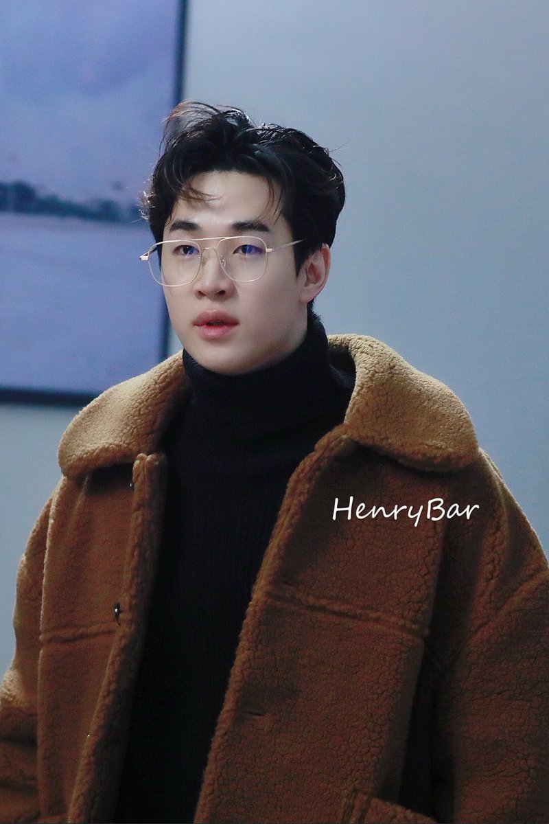【HenryBar exclusive preview】20191219 incheon airport pt.4 #henrylau #헨리