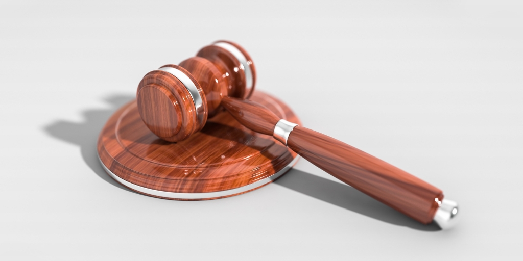OUPPhilosophy's tweet photo. Daniel Weltman argues that “someone who engages in civil disobedience does not even have to show up for the trial, provided that they answer for their actions adequately via some other means.” Part of the #OxThinkFest reading list. https://t.co/E4MfpzEBs0 https://t.co/t1nB6yjPTM