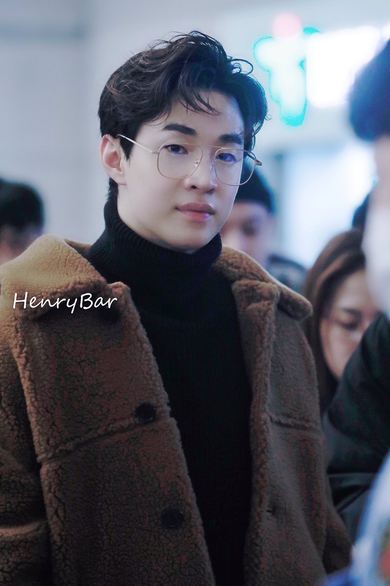 【HenryBar exclusive preview】20191219 incheon airport or.1 #henrylau #헨리