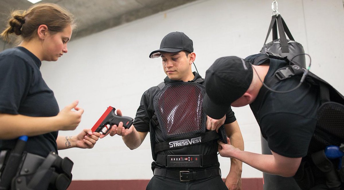 SetcanCorp's tweet image. SUNY Potsdam Has First Police Academy in State to Offer StressVests for Realistic Training

#PoliceTraining #PoliceAcademy #RealityBasedTraining
potsdam.edu/news/suny-pots…