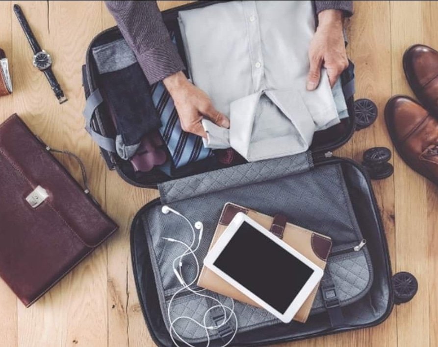 LushMeds's tweet photo. If you're traveling this holiday season, you'll probably want to take your CBD products with you.  The TSA says CBD is 👌 for airline travel within the US.

https://t.co/hBnNlK7WAm

#flywithcbd #cbdinfo #cbd4life #lushmedsyourcbdsource #onlinecbd #cbdheals #buycbd #cbdforpain https://t.co/uLR4oNcyHw