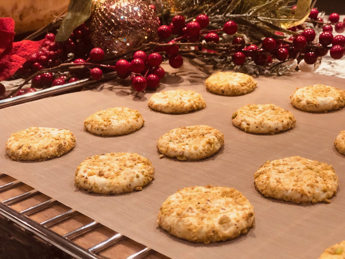 unstickdaughkun's tweet photo. Starting today we will be hosting a Holiday Recipe Exchange on our #Facebook page. 

Today's Recipe:  Pistachio Cardamom Shortbread 

Visit https://t.co/FLhdRZrEpN for the recipe &amp; a chance to WIN an UNSTICK prize pack! https://t.co/2TUTejS2Jz