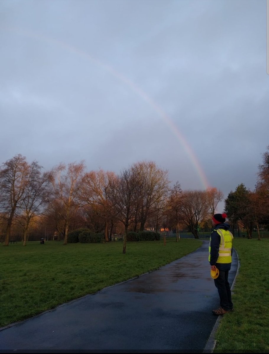 It seems that junior parkrun volunteers are found at the end of the rainbow at Peel Park junior parkrun 😊 #loveparkrun 🌈