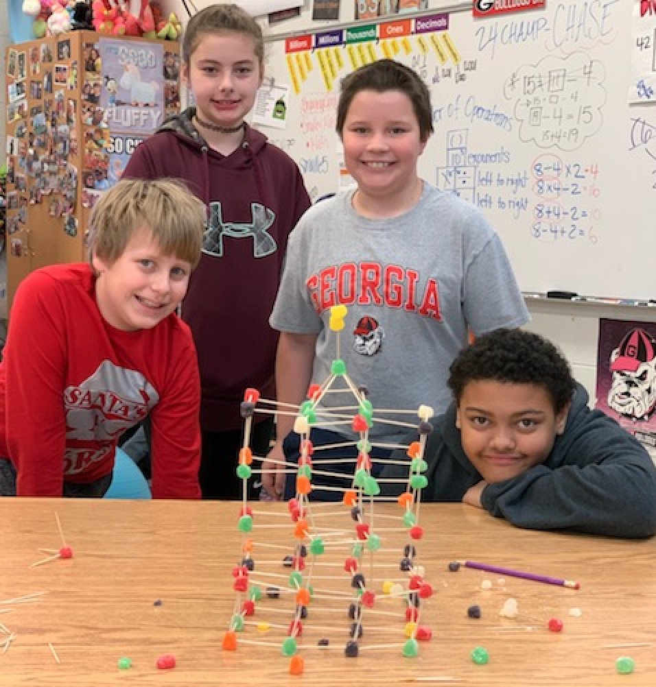 NAO_Elementary's tweet photo. 20 Days of Giving Challenge @WalkerCoSchools Day 19: Give the gift of innovation. Challenge someone to try something new and do something great! Our 5th graders accepted the challenge of working as a team to build the tallest tree. #IntentionalWellness #GiveToOthers #NES2019 https://t.co/4luQDaD5To