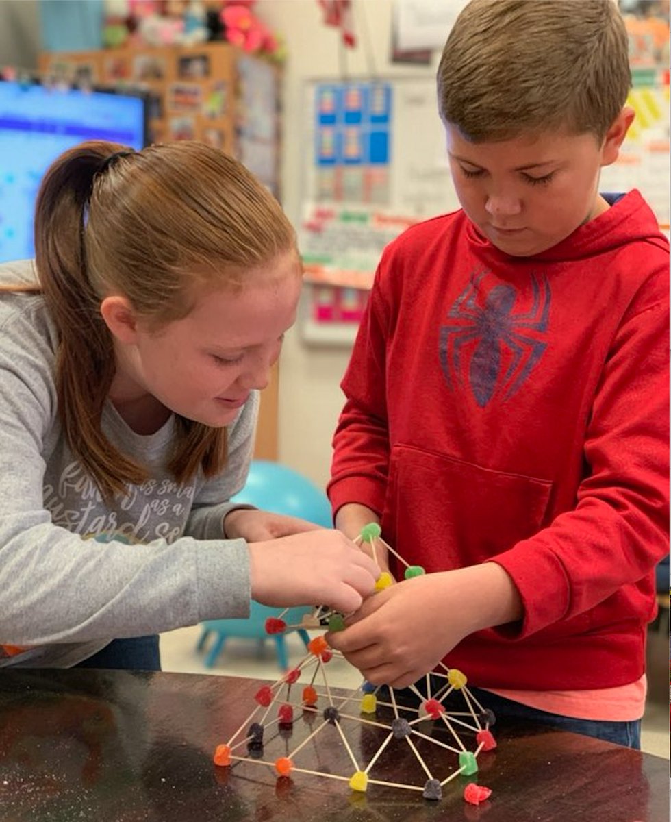 NAO_Elementary's tweet photo. 20 Days of Giving Challenge @WalkerCoSchools Day 19: Give the gift of innovation. Challenge someone to try something new and do something great! Our 5th graders accepted the challenge of working as a team to build the tallest tree. #IntentionalWellness #GiveToOthers #NES2019 https://t.co/4luQDaD5To