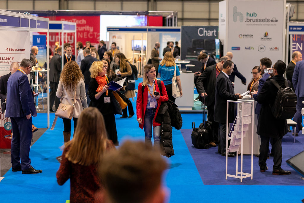 fintech_connect's tweet photo. A #throwback to #FTC19 which took place just over 2 weeks ago! We're still buzzing with excitement, can't wait to continue our fast expansion and welcome even more than 6019 attendees in 2020! #TBT #ThrowBackThursday #fintech #fintecconnect #paytech #eventprofs #tradeshow #FTC20 https://t.co/VXi9AZ2QJr
