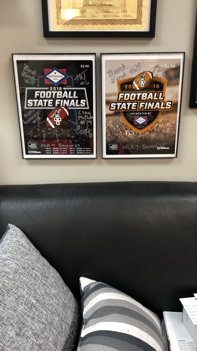 KC_double_U's tweet photo. Got my yearly autographed State Championship program hung today! Any other @Hornet_TD_Club trying to sign this let me know. I really need to get a @Buck_James212 signature on these! #back2back #212 https://t.co/TMKUhhg4sP