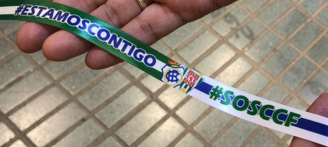 🔝 Cuando más los necesitábamos, ahí estaban nuestros hermanos del <a href="/recreoficial/">RC Recreativo de Huelva</a> 💙⚪️💙 

🎂 Enhorabuena, Decano, por vuestros 130 años de vida 🤗

🔜 Y muchas gracias por las 500 entradas que nos facilitaréis para la visita al Colombino en el primer partido del 2020 👏👏