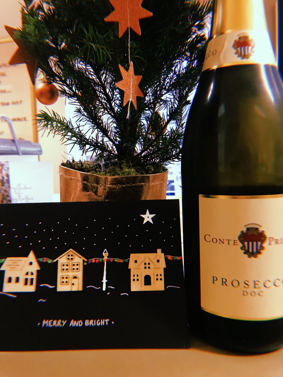 Thank you so much to <a href="/Daisykwest/">Daisy West</a> for the bubbles and beautiful Christmas card. So excited for the new year ahead 💖