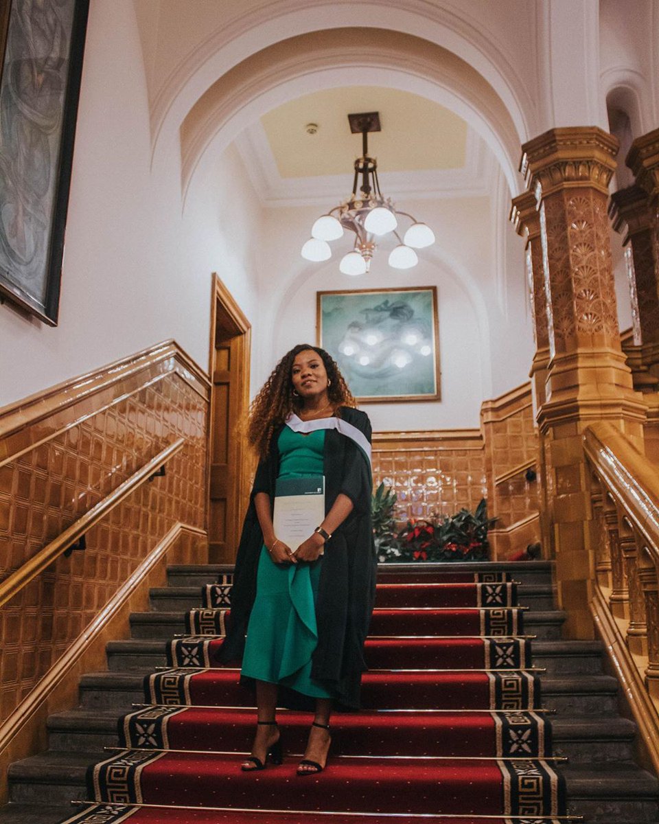 UniversityLeeds's tweet photo. Congratulations to everyone who graduated this December! Here are some of our favourite pictures taken by graduates, their friends and family.
#LeedsGrad19 https://t.co/BGMiqtHgMq