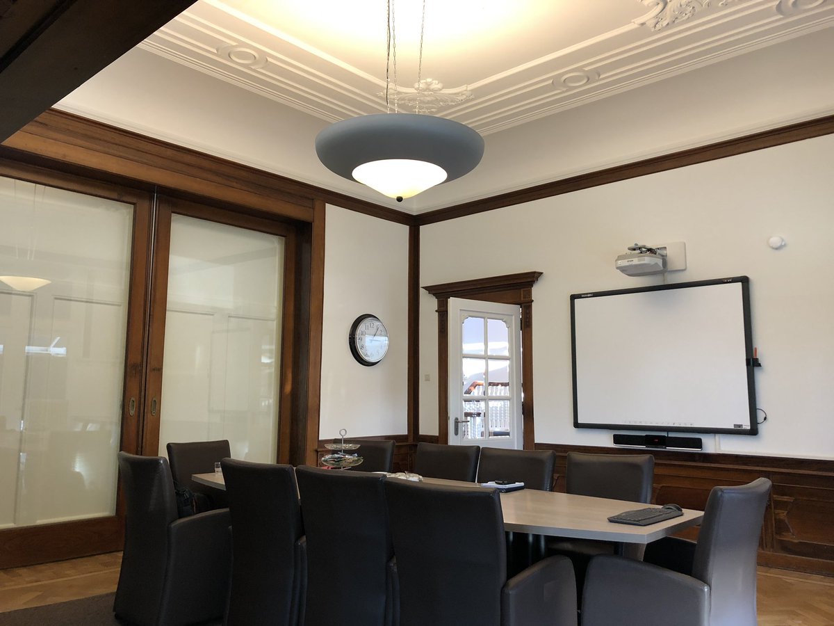 In mijn optiek verreweg de fraaiste vergaderruimte in het Witte Huis <a href="/aveleijn/">Aveleijn</a> Borne.