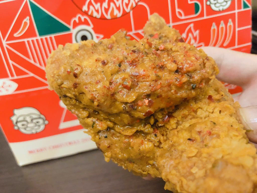 日本のケンタッキー対台湾のケンタッキー/食べ比べ！！どっちが美味しい！？