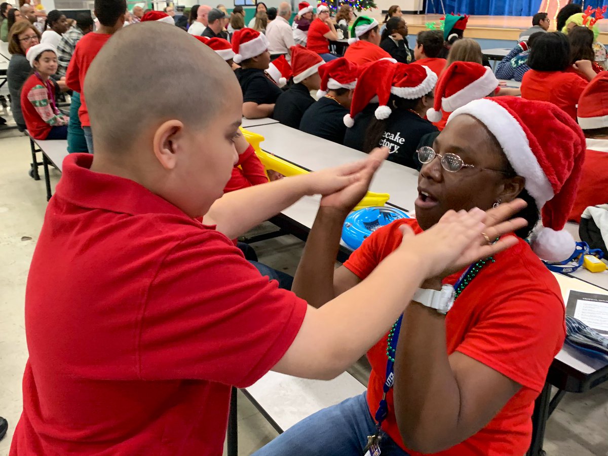 sdmpanthers's tweet photo. Tropical Holiday Celebration at SDM! Thank you to the ASD department for warming us on this Miami-Dade “cold winter day” ❤️ #SDMStrong #PositivePanthers https://t.co/deWQykb32H