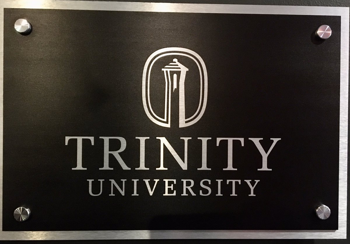 DrLuisEMartinez's tweet photo. When @NickLongo opened @Geekdom’s doors.  @Trinity_U was there, building this community by bringing @3DayStartup, #mentoring, #StudentsStartups, #members and more.

#Geekdom is a huge part of @TrinityEntrep. Can’t wait to see what awesome things we’ll continue to build together!! https://t.co/moS4ipn2Dc