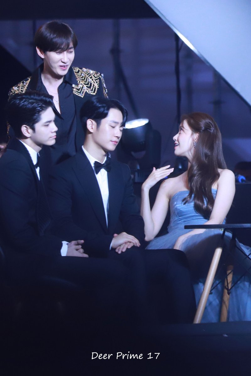 DeerPrime17's tweet photo. 20191126 AAA 2019 HQ 50 Shades Of YoonA #AAA2019 #AAA2019inVietnam #SNSD #YOONA #YoonaLim #윤아

More: https://t.co/qjAbCCqTr7 https://t.co/fWNAXhqOgx