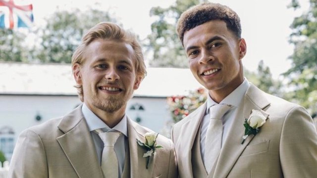 WY1876's tweet photo. #throwbackthursday to Tottenham Hotspur footballer, @dele_official &amp; his brother Harry Hickford looking dapper in their suits. Thanks guys for choosing William Young (1876), we really enjoyed helping you create this look! 💪🤙💥🔥

#tailoring #bespoke #mensfashion #dontcompromise https://t.co/ULWoGzOOi3