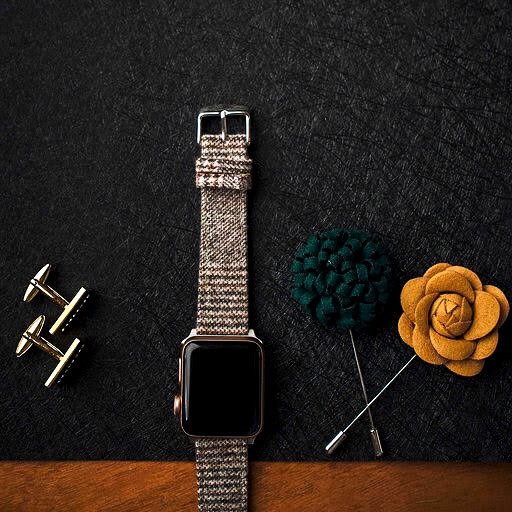 strapbandits's tweet photo. Accessorize for the holidays! Order our Huddersfield straps for your Apple Watch.
#applewatch #applewatchsport #strapbandits #performancebands #applewatchedition #iwatch #applewatches #applewatchfan #applewatchstrap #applewatchhermes #applewatchband #applewatchfans https://t.co/YRnCs7GPQS