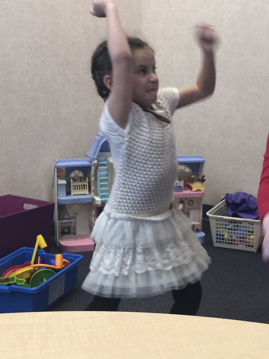 mbflem1's tweet photo. Initial sounds and Christmas music.  We love to move as we learn. #bcelrocks https://t.co/GsRLnYQcvr