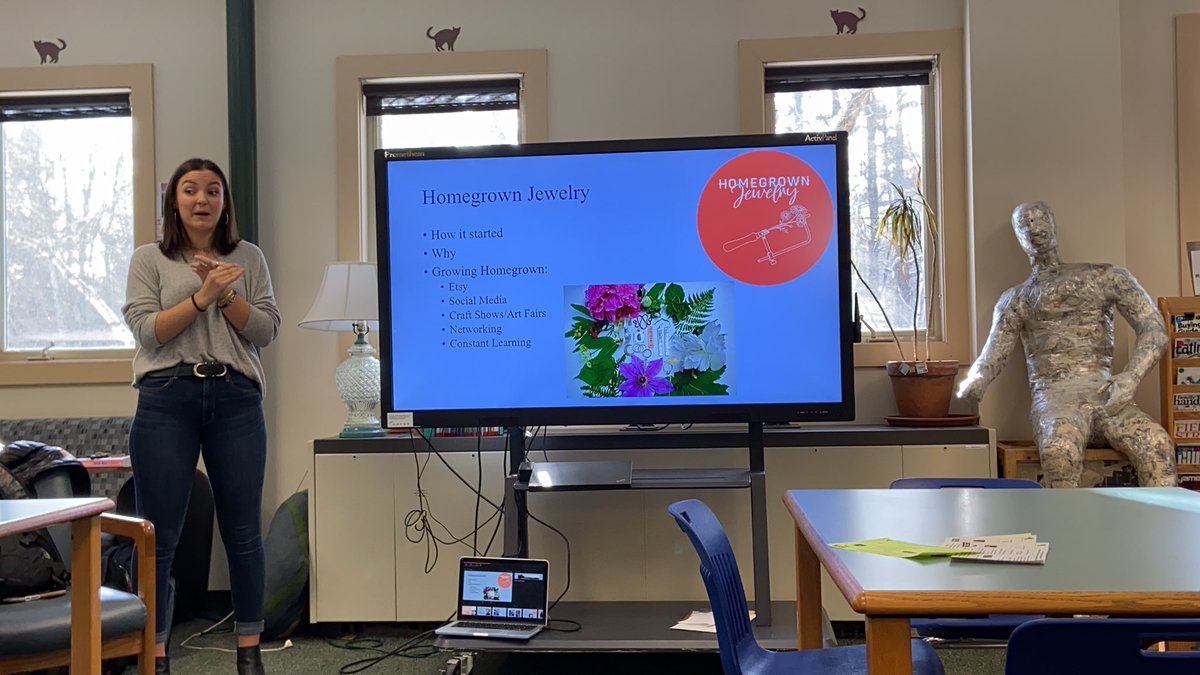 “Don’t let too much thinking about the future stop you from pursuing your passion.” Fantastic advice from <a href="/LUHSLancers/">LUHSLancers</a> alum Francesca D’Elia #lamoillelearns #Entrepreneurship