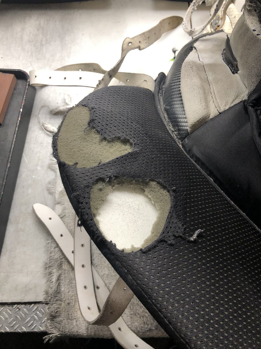 BreakawaySR's tweet image. #MorningProject #BeforeAndAfter #goalie #pads
