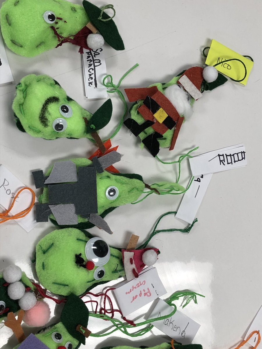 Creekside205's tweet photo. The North Pears have been busy crafting their very own pears! @MrsNorrisclass @Creekside205 https://t.co/INJilVBYw5