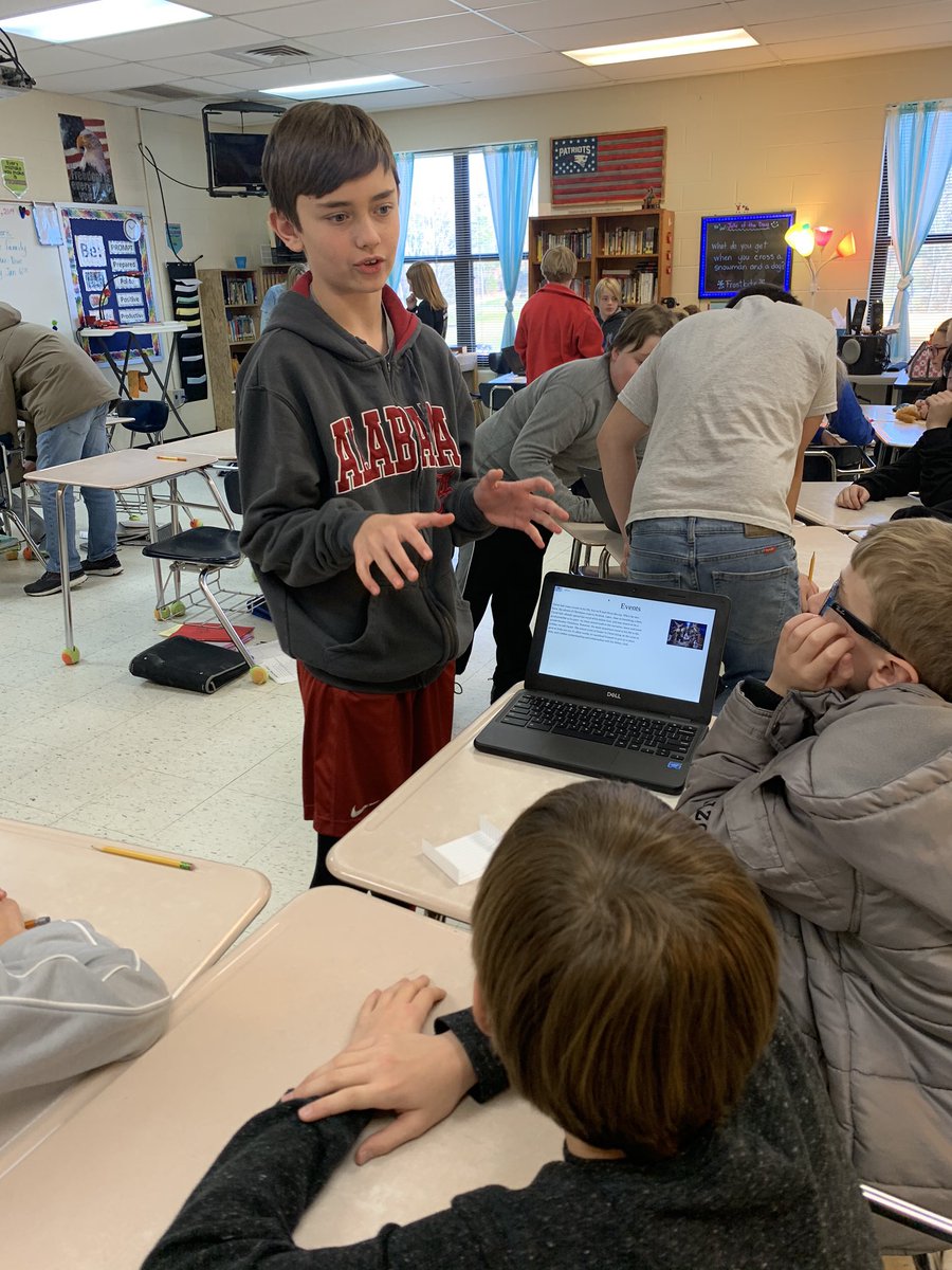 MrsWaycaster's tweet photo. Mrs. Hunter’s and my 6th graders presenting their research website: Taking a Stand in History.  @TheRugbyRaider #lovemyjob https://t.co/3rxrHarKGT