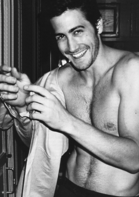 Happy birthday to Jake Gyllenhaal and absolutely no one else!!!!!!!!! 