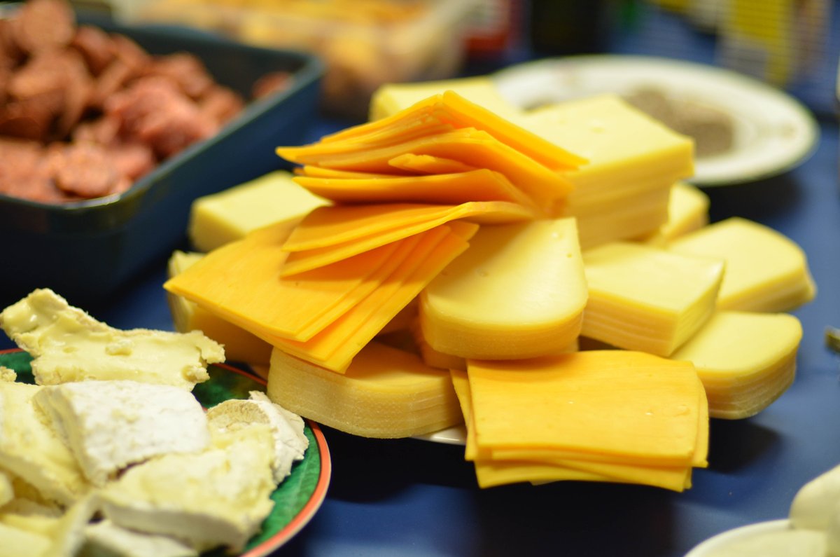 savedroidHQ's tweet photo. #Throwback to the #teamsavedroid Christmas Party last Friday! What was on the menu? Raclette! Holy Cheesus, we had one awesome night 🧀

#holidays #Christmas #insidesavedroid https://t.co/QiGWJRiFLY
