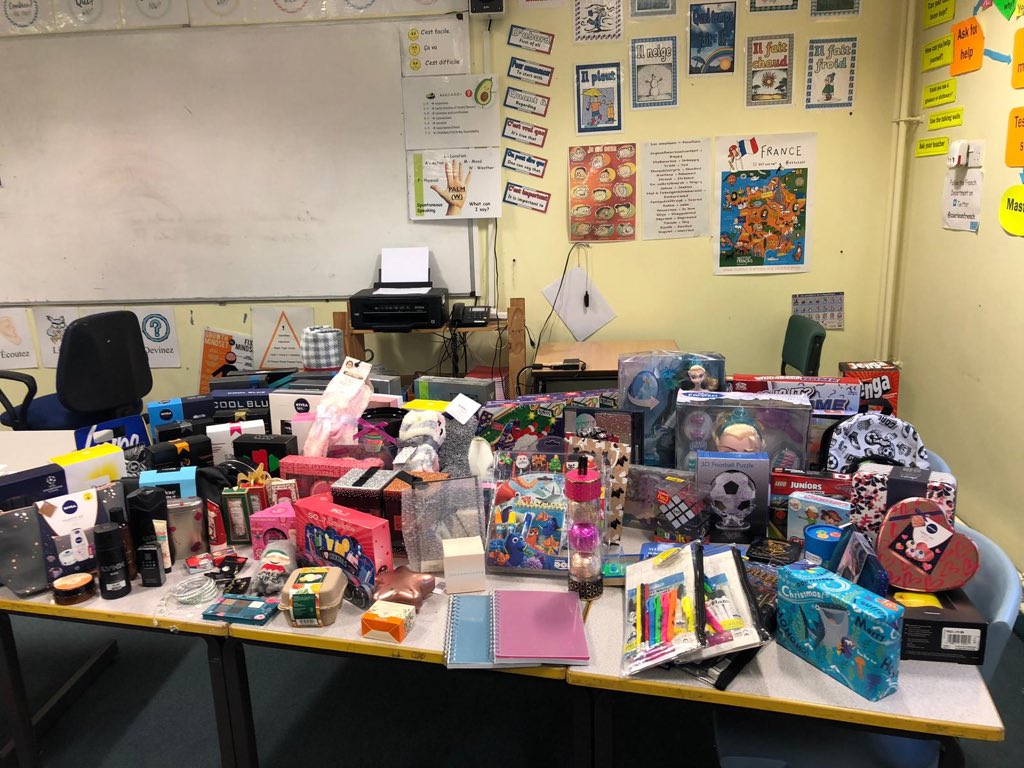 ccs_charity's tweet image. What an amazing response from  our pupils to the Action for Children gift donation. Thanks to all those for their generosity, you really will make a difference @CaerleonComp @actionforchildr