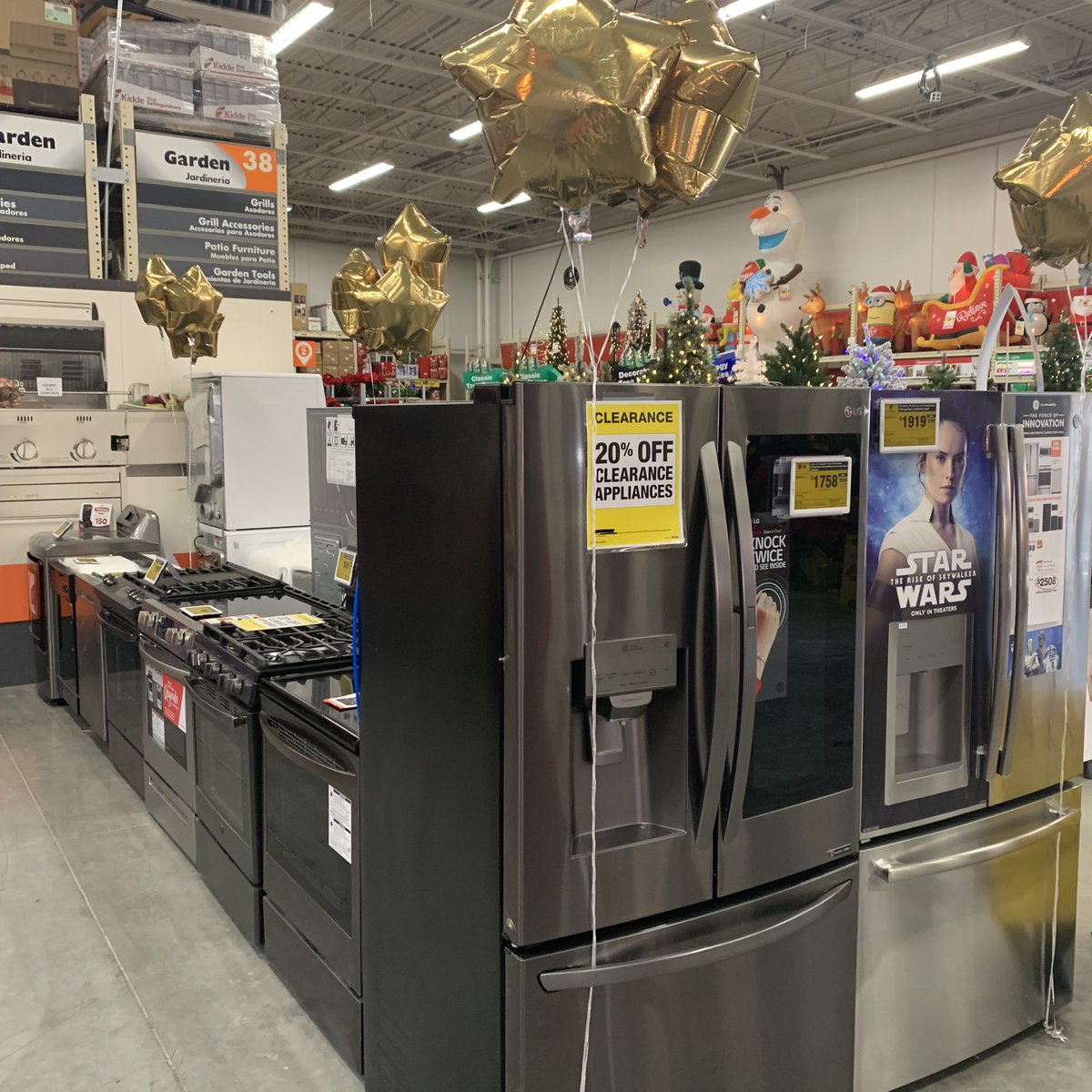 k_bailey93's tweet photo. Special savings on last minute purchases for home appliances here at the Ithaca Home Depot! Take us home today prices!! #twithaca #homedepot #christmasdeals #savings @DavidBalta4 @vcmarz @cwilmot81 @SRaymond1263 https://t.co/FGih4ymcmx