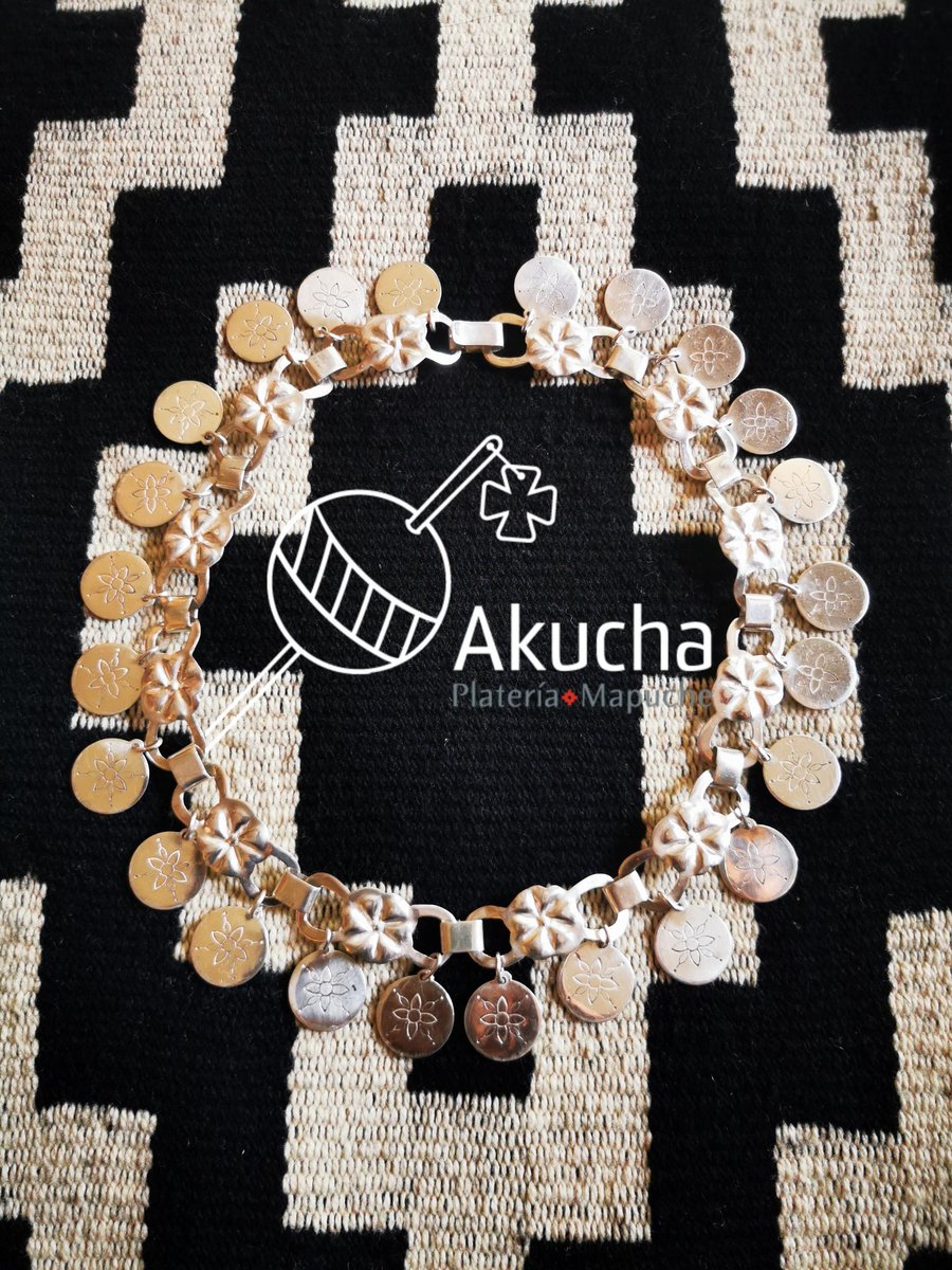 AkuchaPlateria's tweet photo. Traripel Rayen Foye trari/atar pel/cuello #Mapuchezungun #Chezungun #Mapudungun #PlateriaMapuche #TallerAkucha #FamiliaRetrafe #CelestePainepan #Domo #Zomo #Retrafe #Rütrafe #Joya kume kuza! Kume Newen! Kume Mongen 💙💪🏾😉🌈🌸 https://t.co/tXf7wPT7pX https://t.co/DuoEFTeBzw