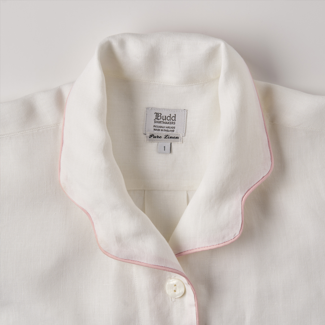 BuddShirtmakers's tweet photo. Luxurious linen pyjamas you will want to live in. Our ladies pyjamas are made for us right here in London, just one of the many details that we love about them. #BuddLondon #Pyjamas #LadiesPyjamas https://t.co/XJHVDFCxM1